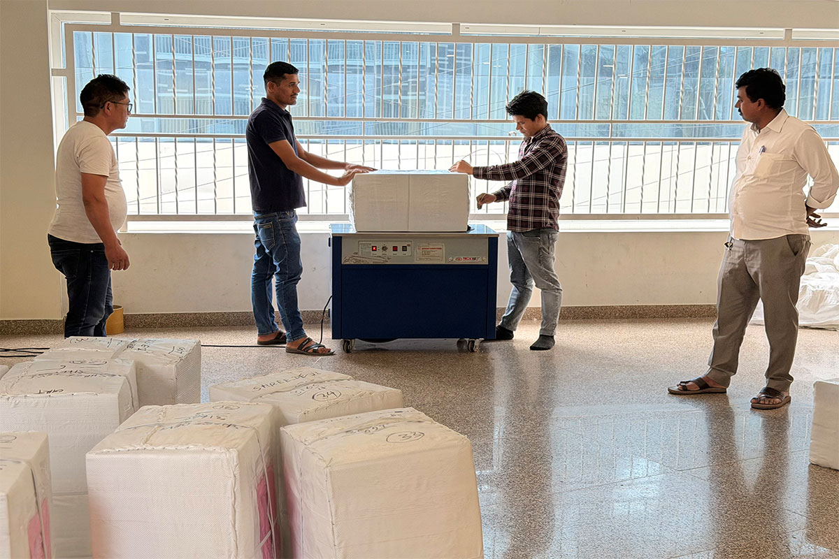 Packing station